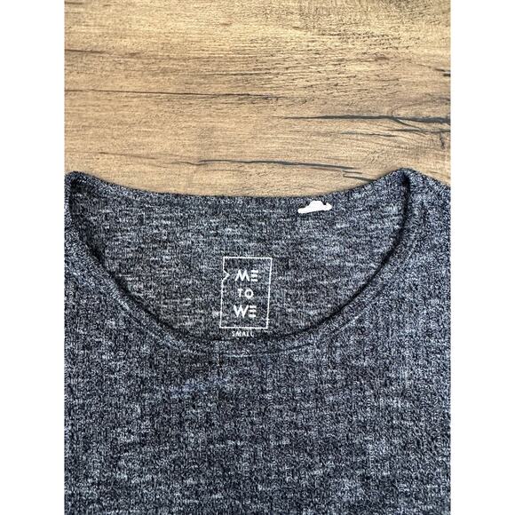 Me To We Small Gray Fitted Short Sleeve - Picture 4 of 4